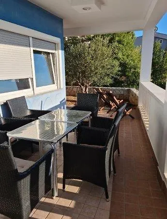 Oasis Blue Апартаменты Примоштен