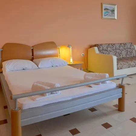 Apartment Oasis Blue Primosten