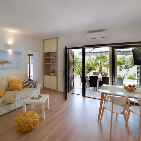 Oasis Blue Appartement *