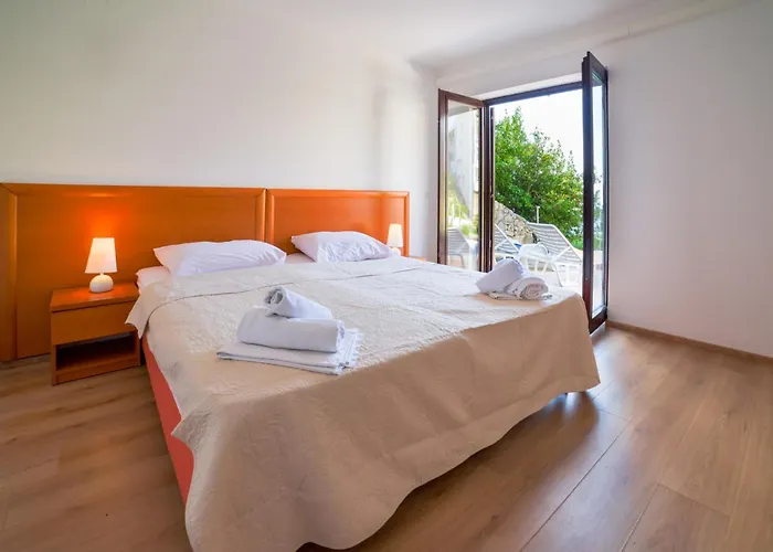 Oasis Blue Primošten